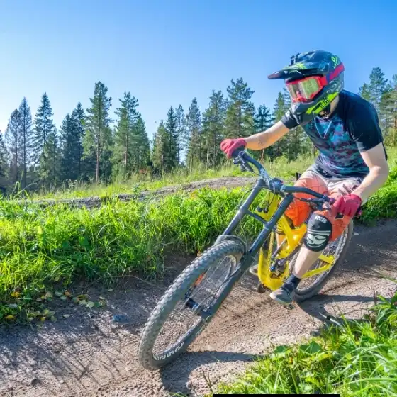 Laajis Bike Park - alamäkipyöräilyä Laajavuoressa Jyväskylässä